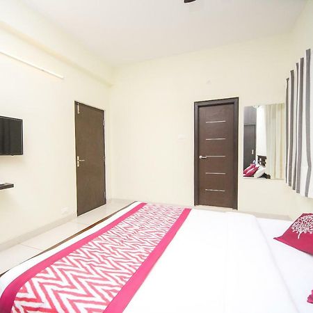 Capital O 16507 The Lawns Hotel Tada Ngoại thất bức ảnh
