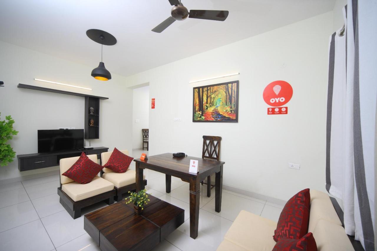 Capital O 16507 The Lawns Hotel Tada Ngoại thất bức ảnh