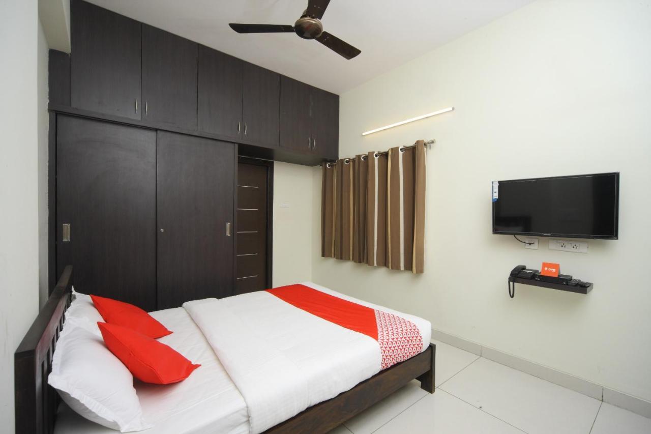 Capital O 16507 The Lawns Hotel Tada Ngoại thất bức ảnh