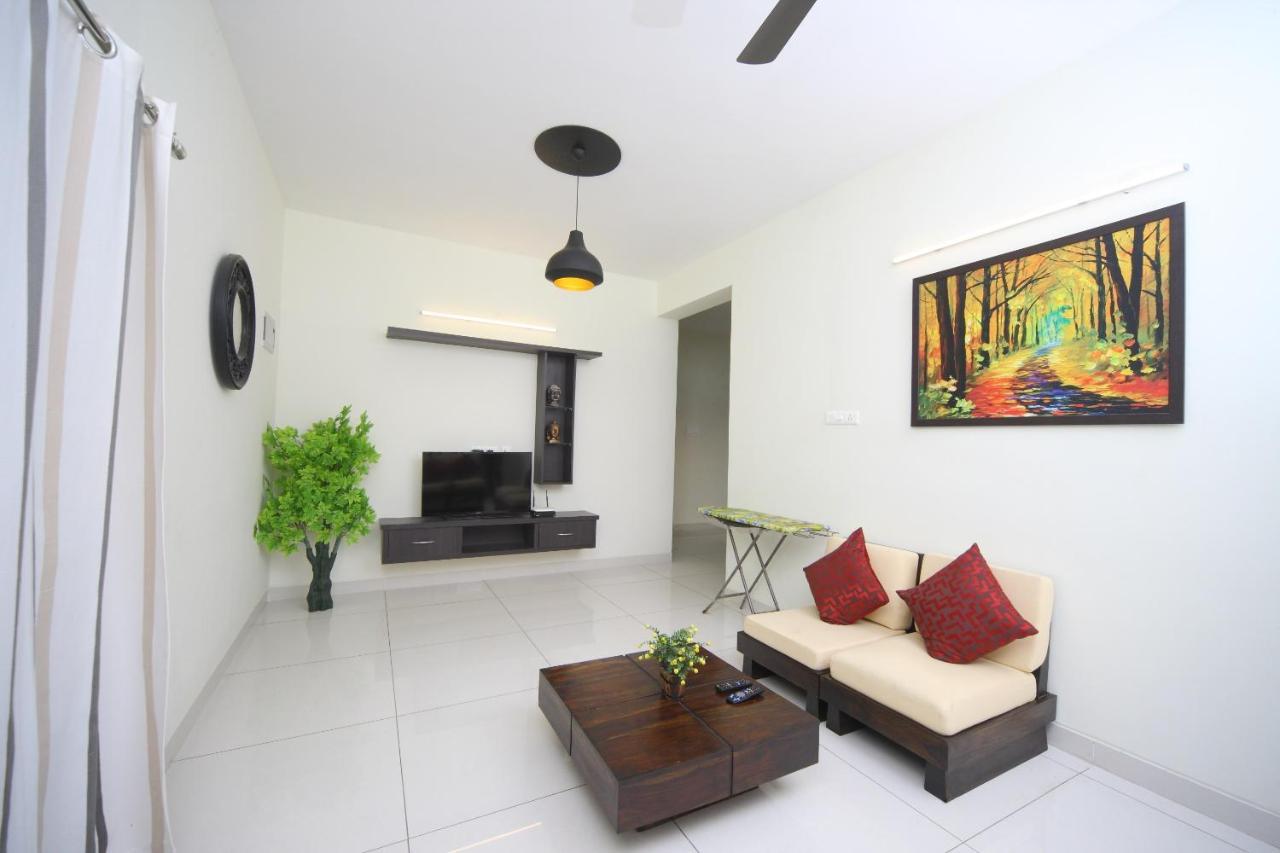 Capital O 16507 The Lawns Hotel Tada Ngoại thất bức ảnh